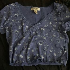 Cropped shirt, size large, blue with flowers on it